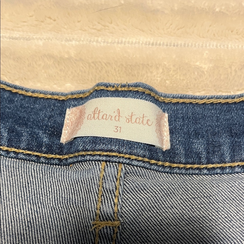 Altar'd State Blue Distressed High Rise Straight Leg Frayed Hem Jeans 31 - Picture 6 of 10